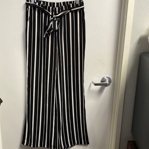 Charlie B Collection Black White Striped Petite Small Pants Elastic Waist NWT